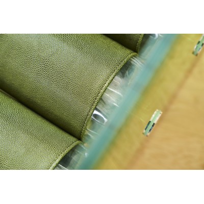 Fauteuil design MW01 transparent en verre vert - Assise green - Fait main en France.