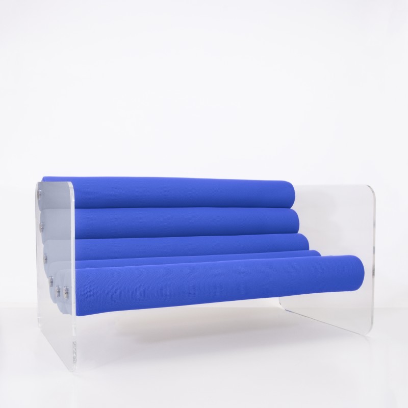 MW02 Design-Sofa aus transparentem Altuglas – Runner-Sitz