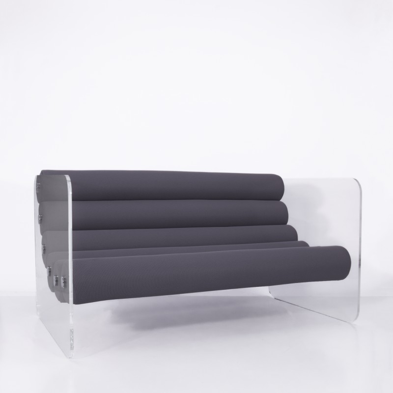 MW02 Design-Sofa aus transparentem Altuglas – Runner-Sitz