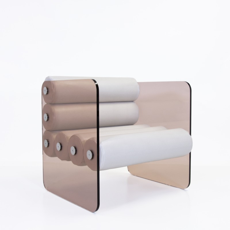 Fauteuil design MW01 - Assise en mousse - Fait main en France. Fauteuil design MW01 - Assise en mousse - Fait main en France.