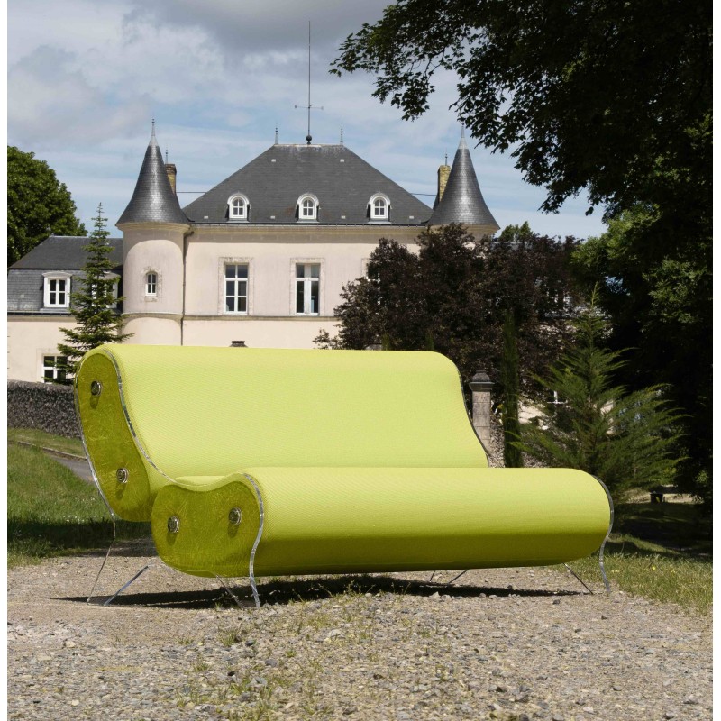 Design-Sofa KUUMO aus Acrylglas - Handgefertigt in Frankreich.