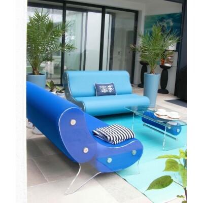 Design-Sofa MW06 aus PMMA - Handgefertigt in Frankreich.