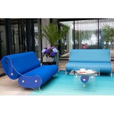 Design-Sofa MW06 aus PMMA - Handgefertigt in Frankreich.