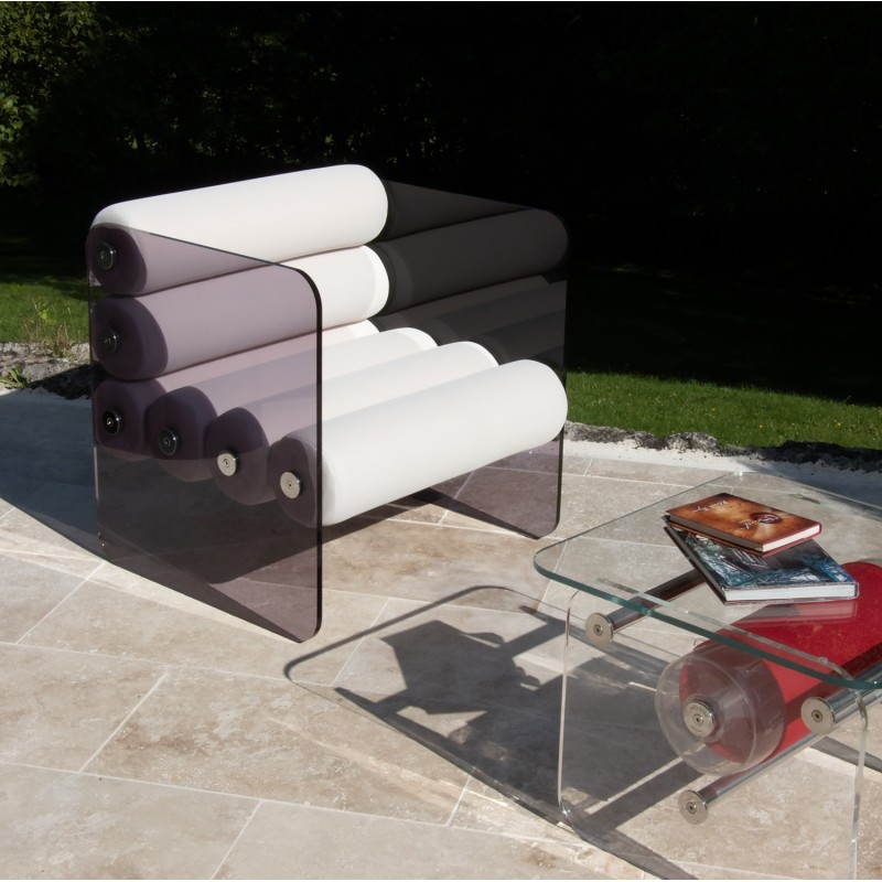 Fauteuil design MW01 - Assise en mousse - Fait main en France. Fauteuil design MW01 - Assise en mousse - Fait main en France.