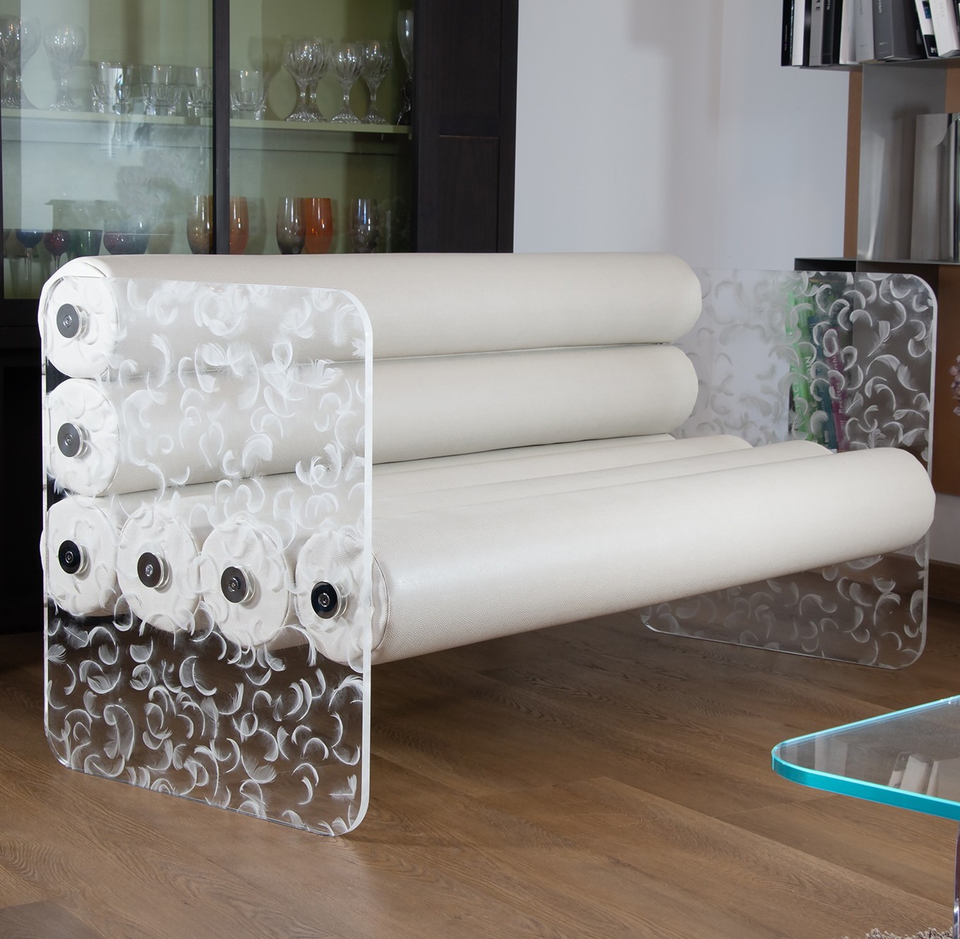MW01 limited edition "Feather" design sofa in Altuglas – Pearl Soshagro seat