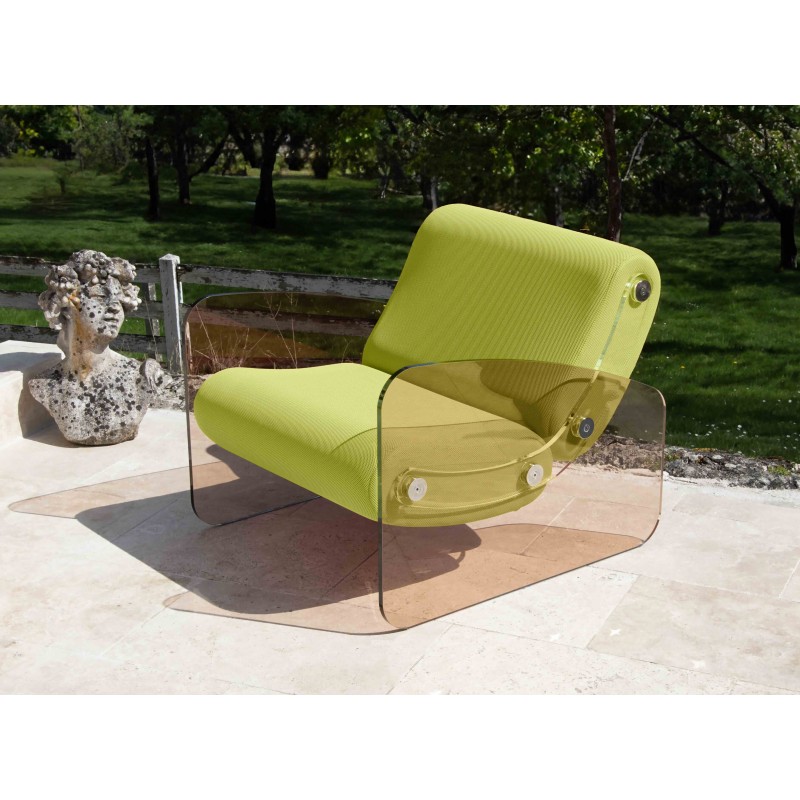 Fauteuil design MW03 en verre acrylique - Assise en mousse - Fait main en France. Fauteuil design MW03 en verre acrylique - Assise en mousse - Fait main en France.