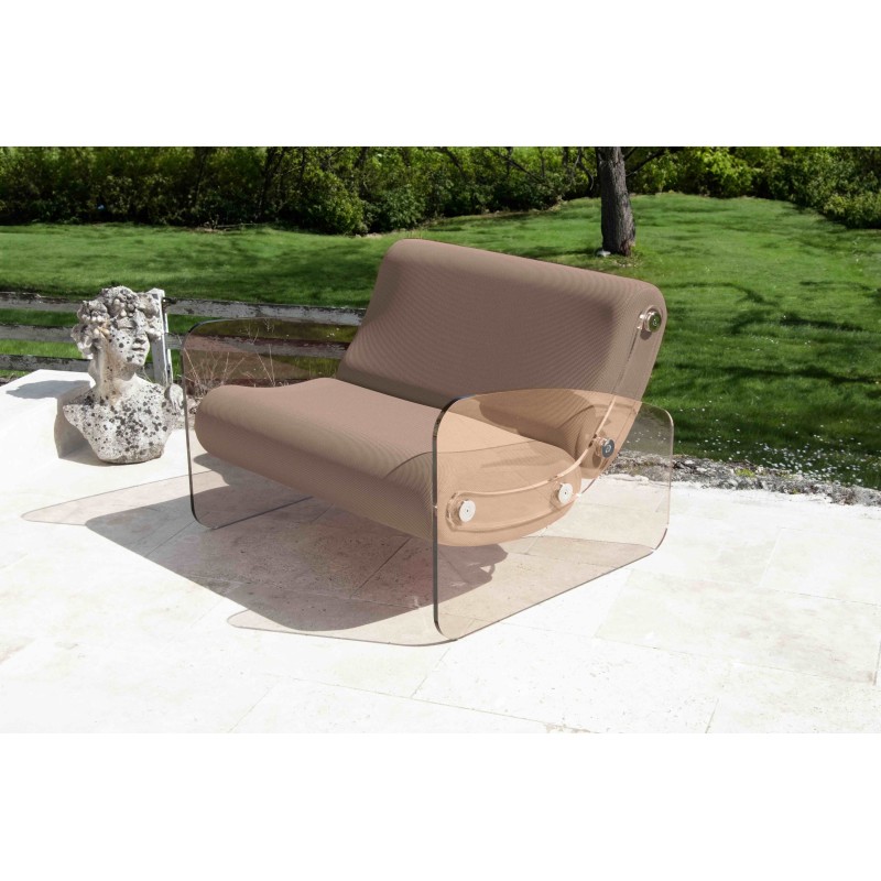 Fauteuil XL design MW03 en verre acrylique - Assise en mousse - Fait main en France. Fauteuil XL design MW03 en verre acrylique - Assise en mousse - Fait main en France.