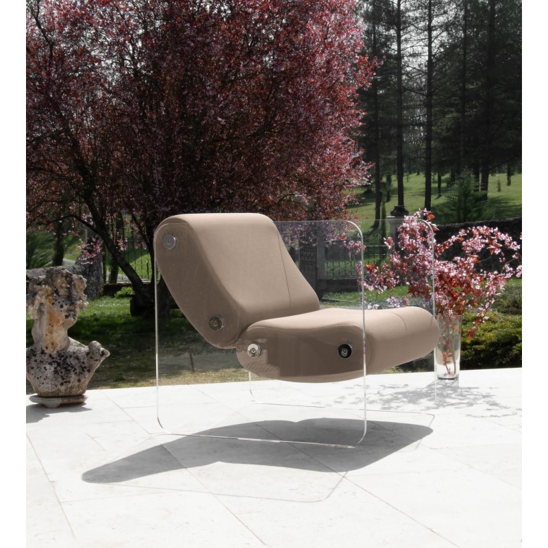 Designer-Sessel XL MW08 aus Acrylglas - Schaumstoffsitz - Handgefertigt in Frankreich. Designer-Sessel XL MW08 aus Acrylglas - Schaumstoffsitz - Handgefertigt in Frankreich.