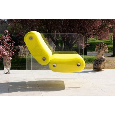Fauteuil design XL MW08 en verre acrylique - Assise en mousse - Fait main en France. Fauteuil design XL MW08 en verre acrylique - Assise en mousse - Fait main en France.