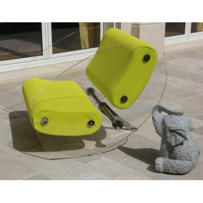 Fauteuil design MW07 en verre acrylique - Assise en mousse - Fait main en France.