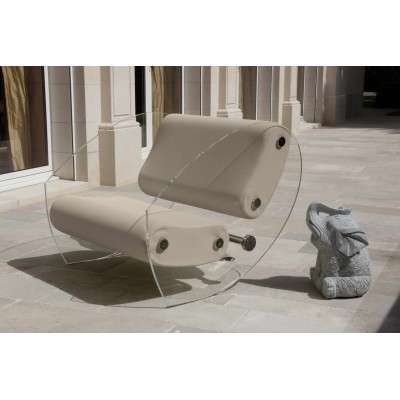 Fauteuil design MW07 en verre acrylique - Assise en mousse - Fait main en France. Fauteuil design MW07 en verre acrylique - Assise en mousse - Fait main en France.