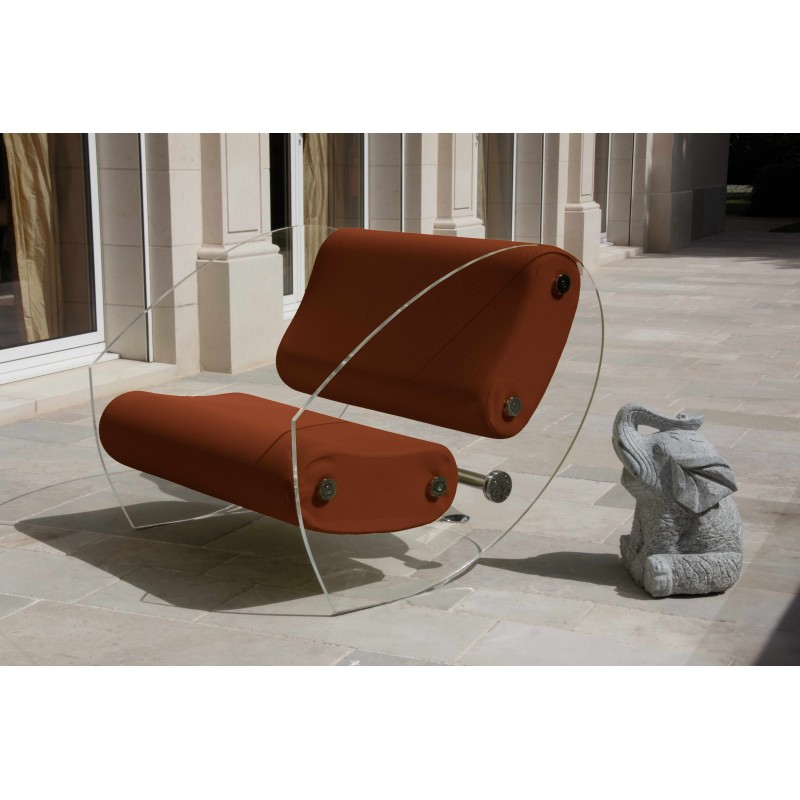 Fauteuil design MW07 en verre acrylique - Assise en mousse - Fait main en France. Fauteuil design MW07 en verre acrylique - Assise en mousse - Fait main en France.