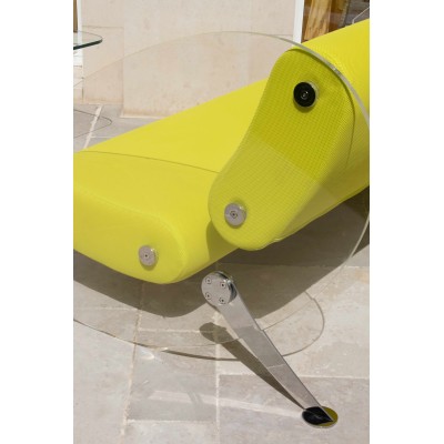 Fauteuil design XL MW07 en verre acrylique - Assise en mousse - Fait main en France. Fauteuil design XL MW07 en verre acrylique - Assise en mousse - Fait main en France.