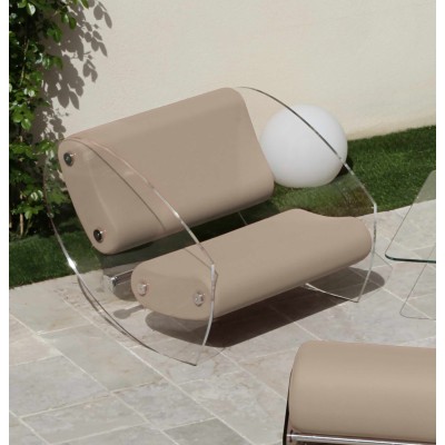 Fauteuil design XL MW07 en verre acrylique - Assise en mousse - Fait main en France. Fauteuil design XL MW07 en verre acrylique - Assise en mousse - Fait main en France.