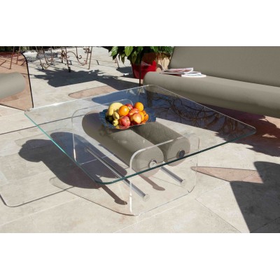 Handmade MW Design Table in Glass Made in France. By Olivier Santini. Handmade MW Design Table in Glass Made in France. By Olivier Santini.