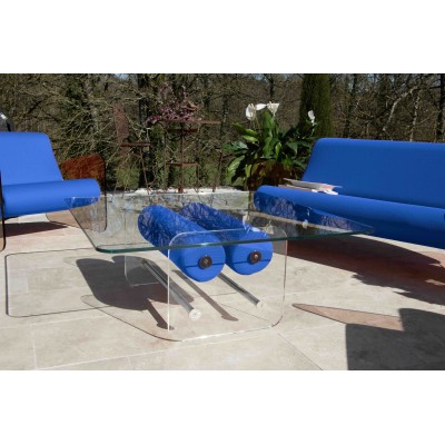 Handgemachter MW Design Tisch aus Glas in Frankreich. Von Olivier Santini. Handgemachter MW Design Tisch aus Glas in Frankreich. Von Olivier Santini.