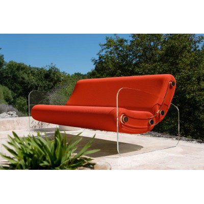 Designer-Sofa MW01 aus Acrylglas - Schaumstoffsitz - Handgefertigt in Frankreich. Designer-Sofa MW01 aus Acrylglas - Schaumstoffsitz - Handgefertigt in Frankreich.