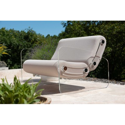 Fauteuil XL design MW03 en verre acrylique - Assise en mousse - Fait main en France. Fauteuil XL design MW03 en verre acrylique - Assise en mousse - Fait main en France.