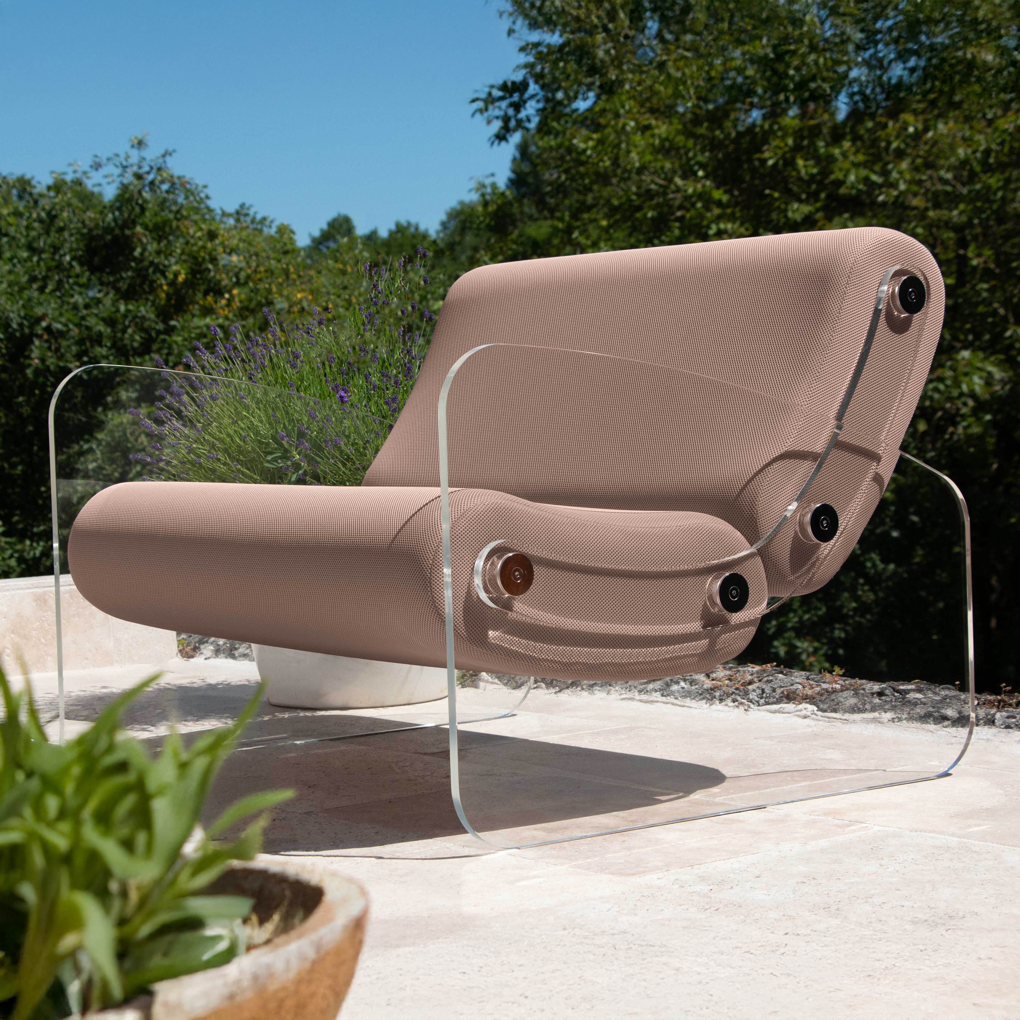 Designer-Sessel MW03 aus transparentem Acrylglas - Schaumstoffsitz - Handgefertigt in Frankreich.