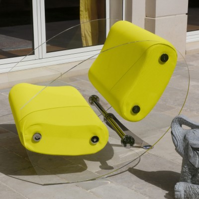Fauteuil design MW07 en verre acrylique - Assise en mousse - Fait main en France.