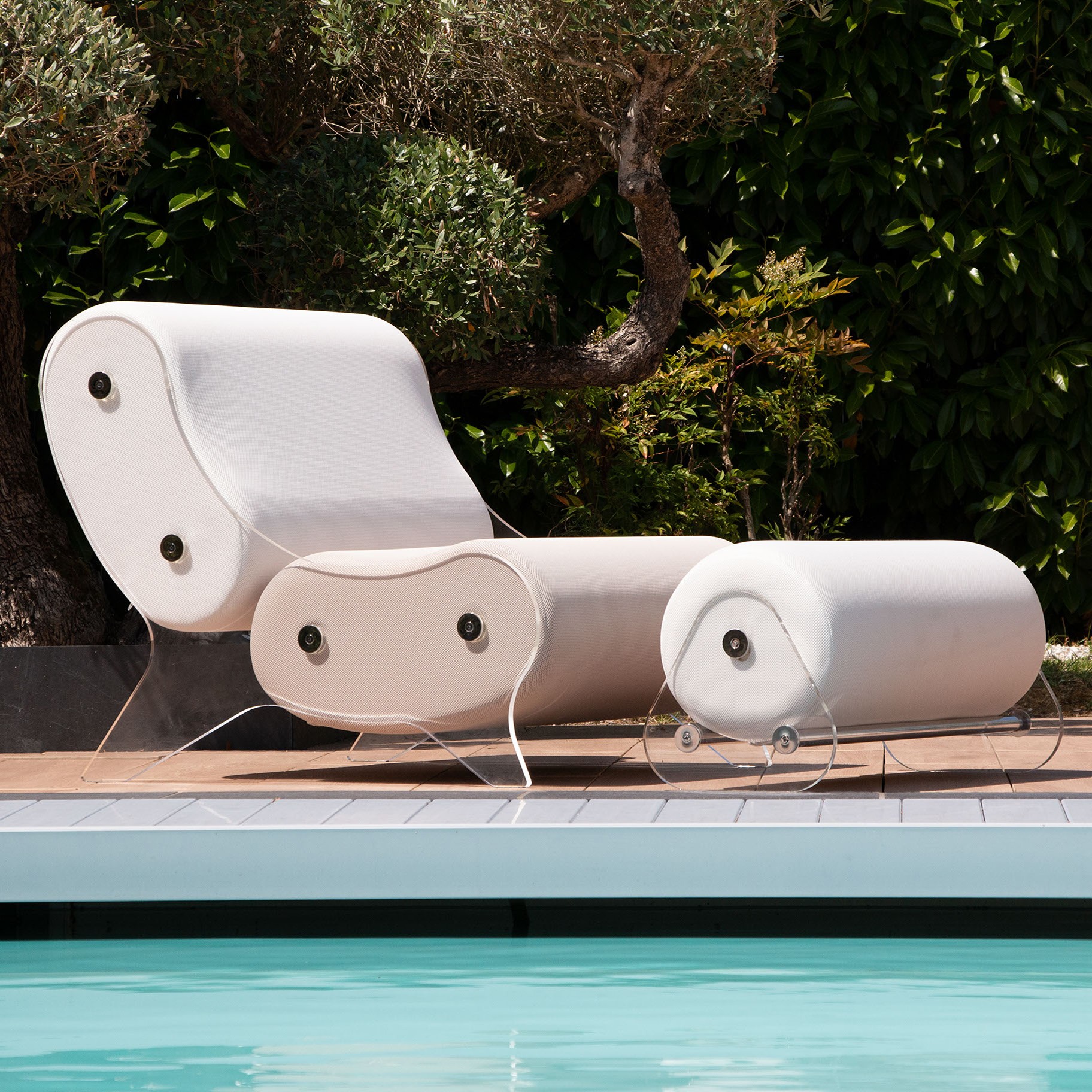 Fauteuil design MW06 en verre acrylique - Fait main en France.