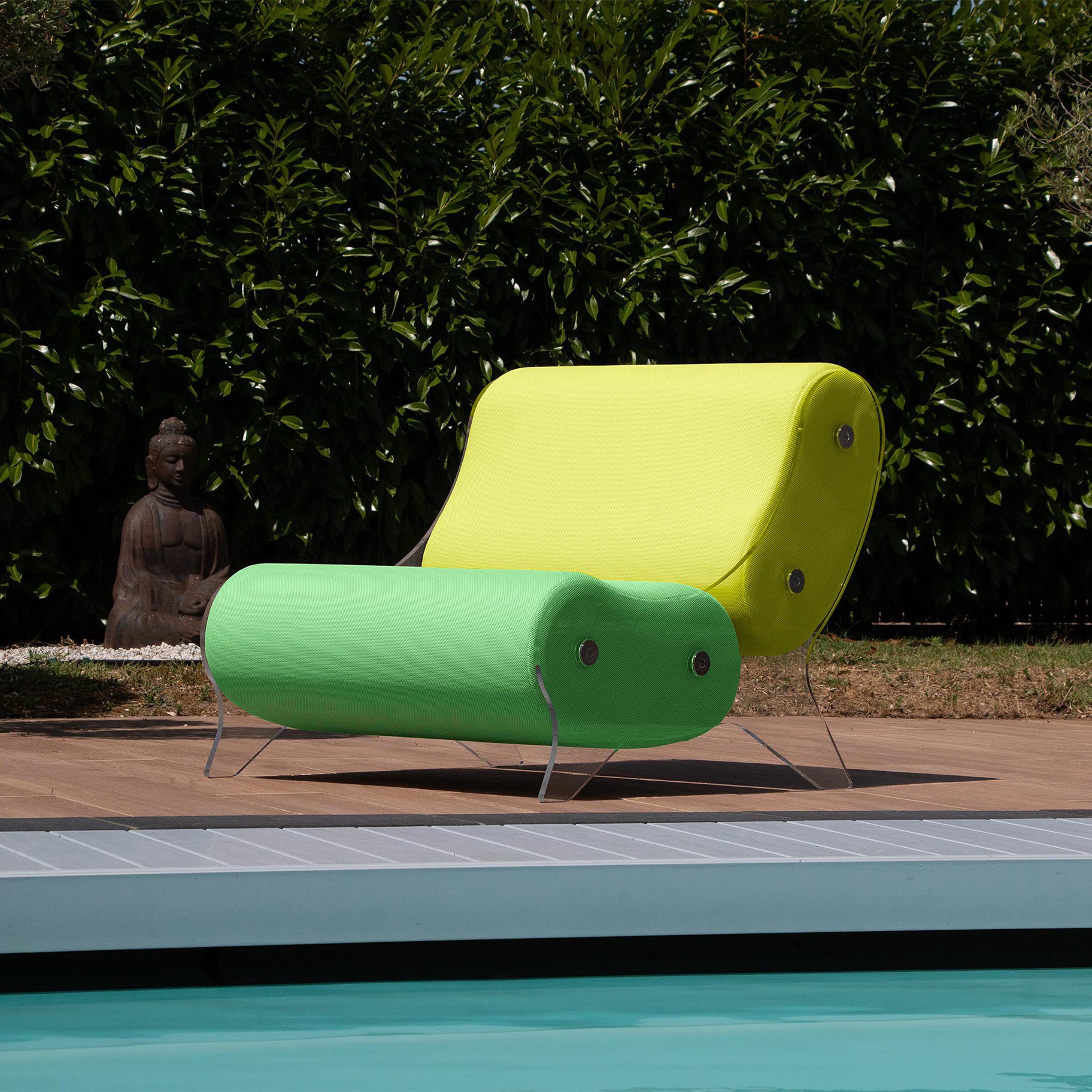 Fauteuil design MW06 en verre acrylique - Fait main en France.
