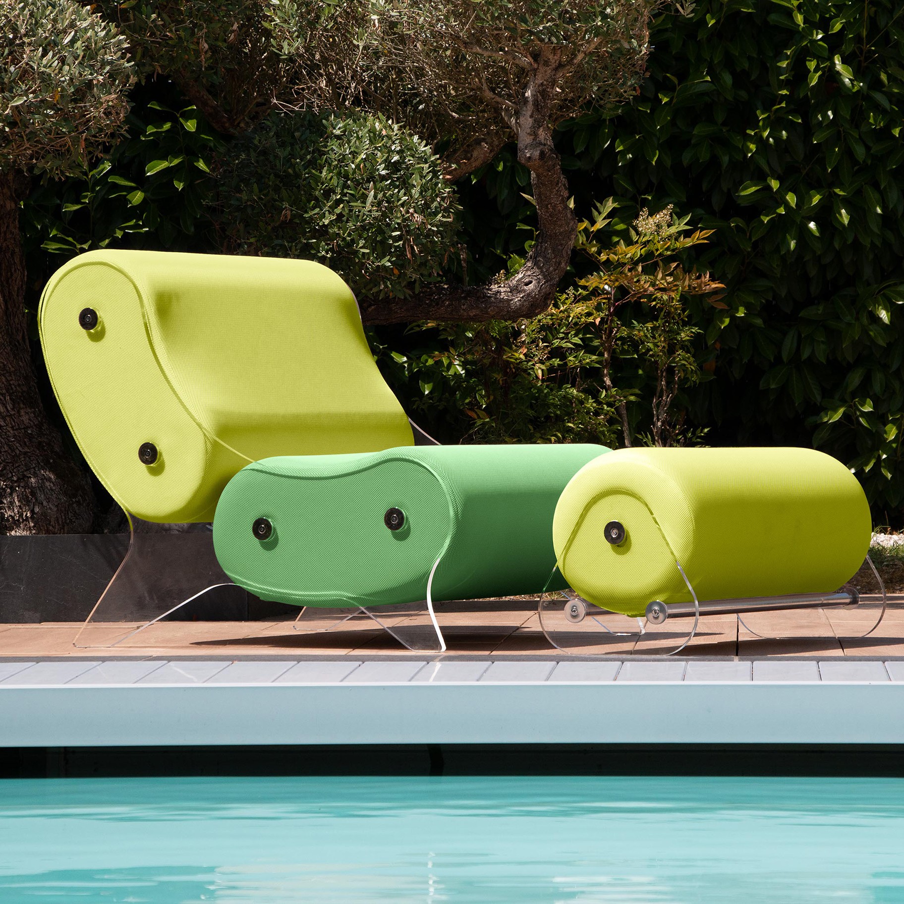 Fauteuil design MW06 en verre acrylique - Fait main en France.