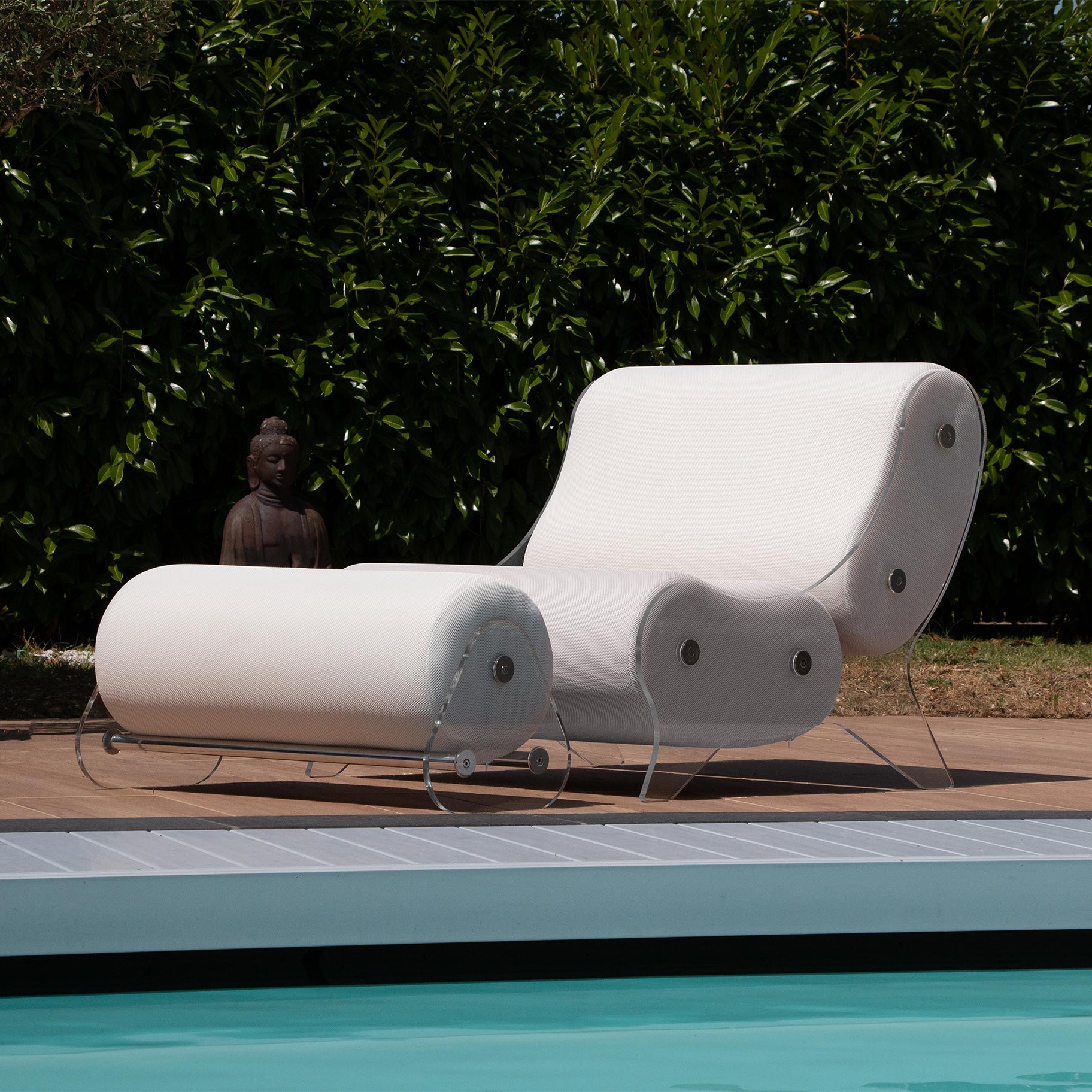 Fauteuil design MW06 en verre acrylique - Fait main en France.