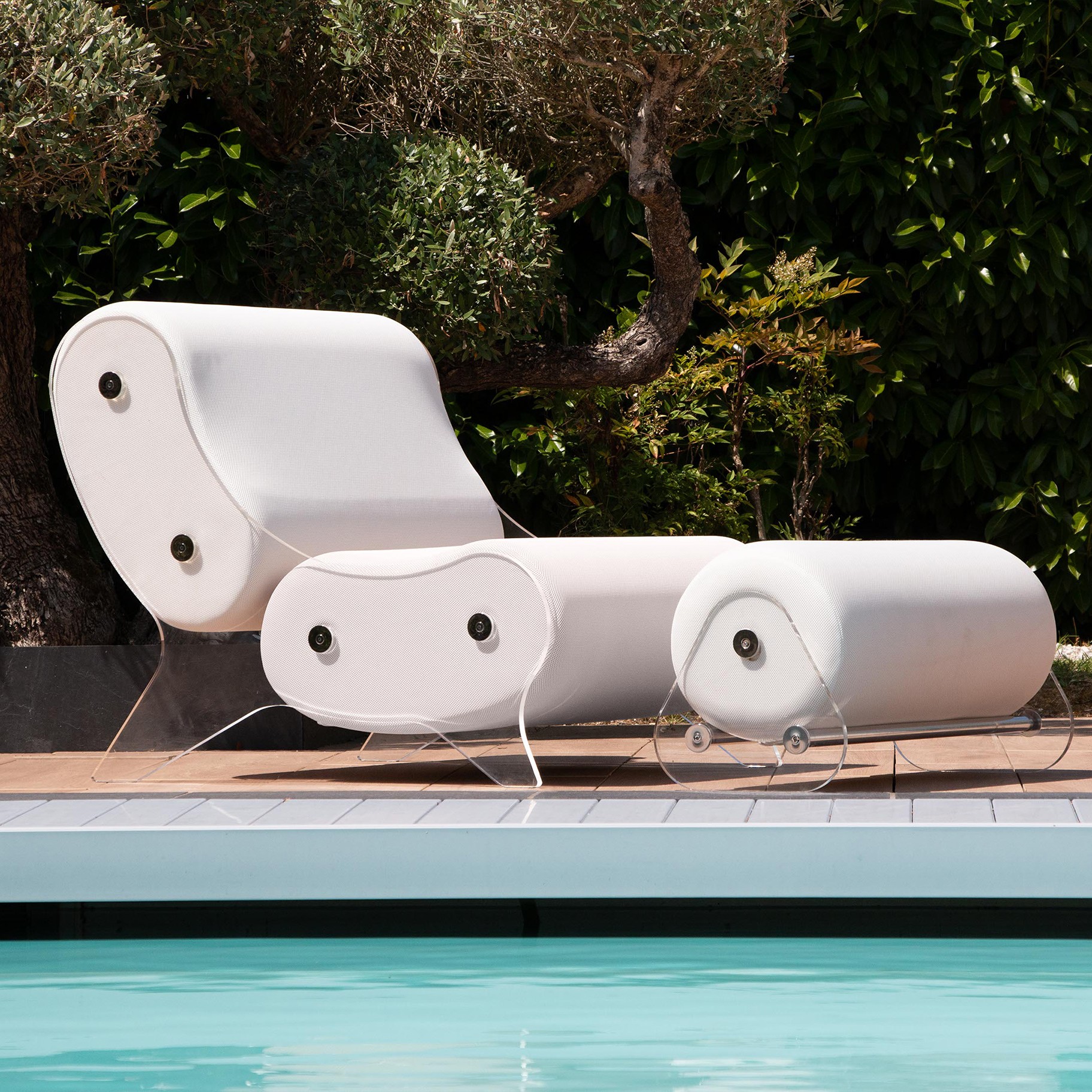 Fauteuil design MW06 en verre acrylique - Fait main en France.