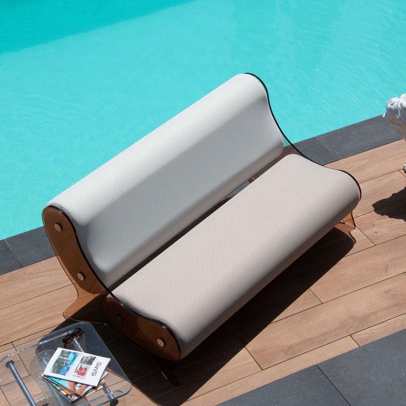 Design-Sofa MW06 aus Acrylglas - Handgefertigt in Frankreich. Design-Sofa MW06 aus Acrylglas - Handgefertigt in Frankreich.
