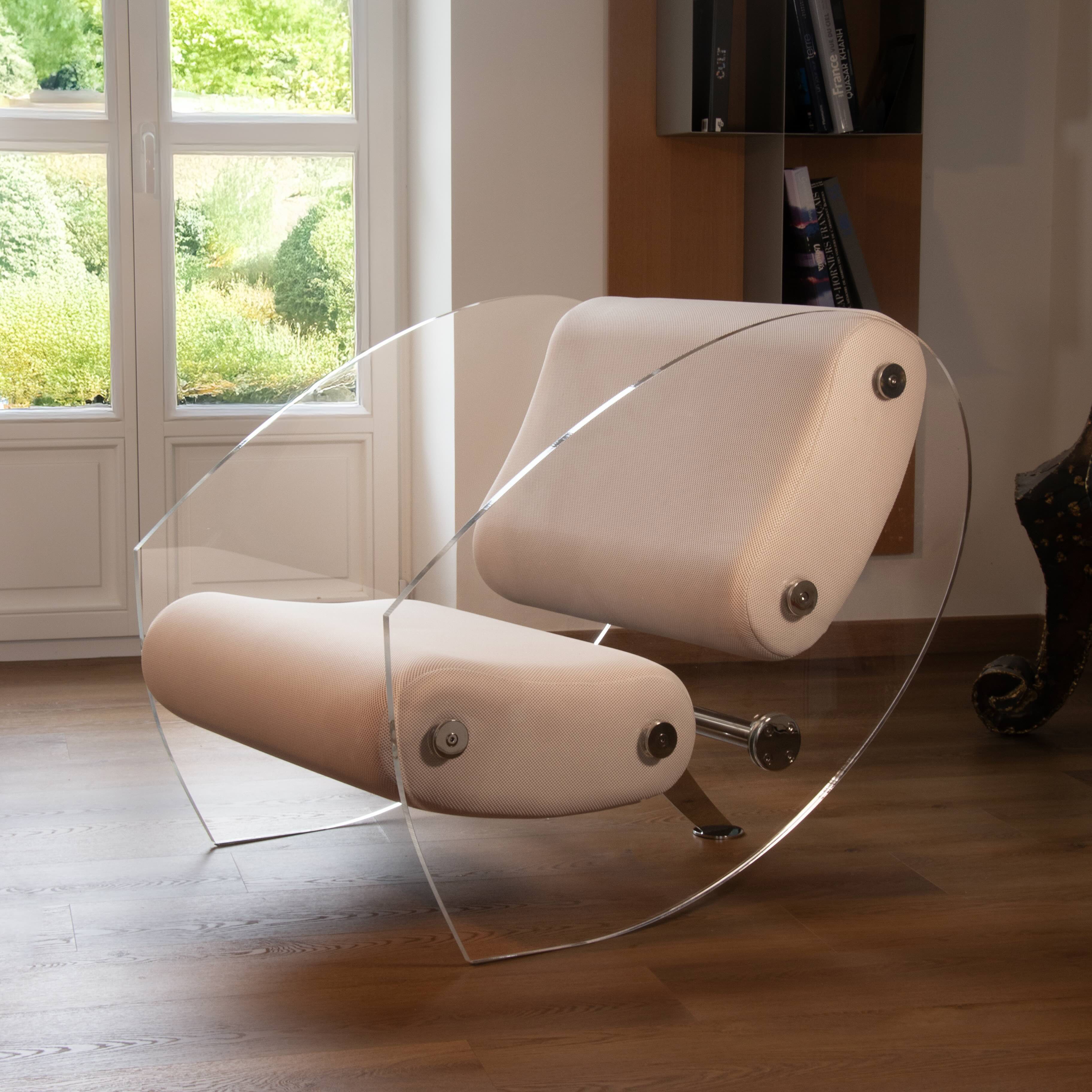 Design armchair MW07 – Cast PMMA panels, foam seat