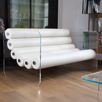 MW02 design sofa in acrylic glass - Soshagro seat - Handmade in France. MW02 design sofa in acrylic glass - Soshagro seat - Handmade in France.