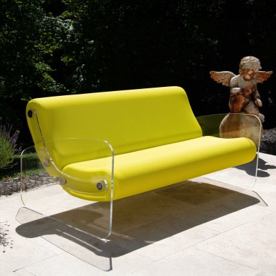 Designer-Sofa MW01 aus Acrylglas - Schaumstoffsitz - Handgefertigt in Frankreich. Designer-Sofa MW01 aus Acrylglas - Schaumstoffsitz - Handgefertigt in Frankreich.