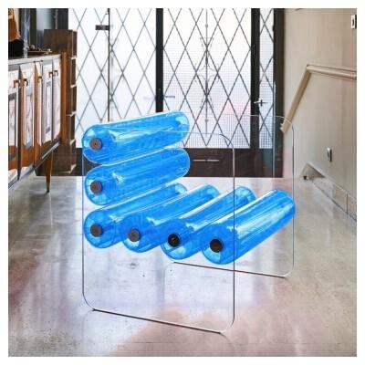 MW01 design armchair handmade in France - made of glass or eco-friendly PMMA and TPU.