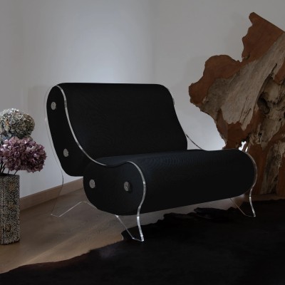 Design Sessel MW06 – Wände aus gegossenem PMMA, Sitz aus Schaumstoff