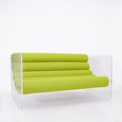 MW02 Design-Sofa aus transparentem PMMA – Runner-Sitz
