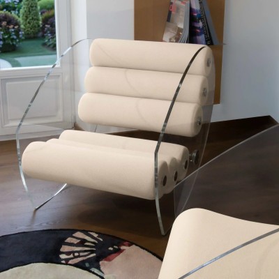 MW07 R6 designer armchair in PMMA or tempered glass – Foam seat – Handmade in France.