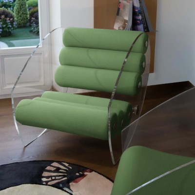 Fauteuil design MW07 R6 en PMMA ou verre trempé – Assise en mousse – Fait main en France.